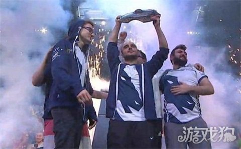 TA：奥利塞合同中没有任何解约金条款，拜仁希望和他续约（TA：奥利塞合同无解约条款，拜仁盼与其续约）