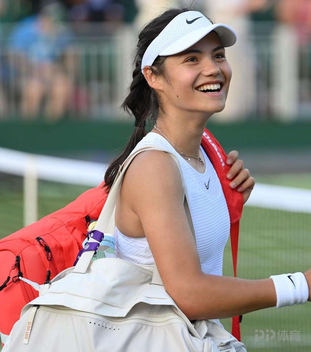 相比传统格 相比传统格